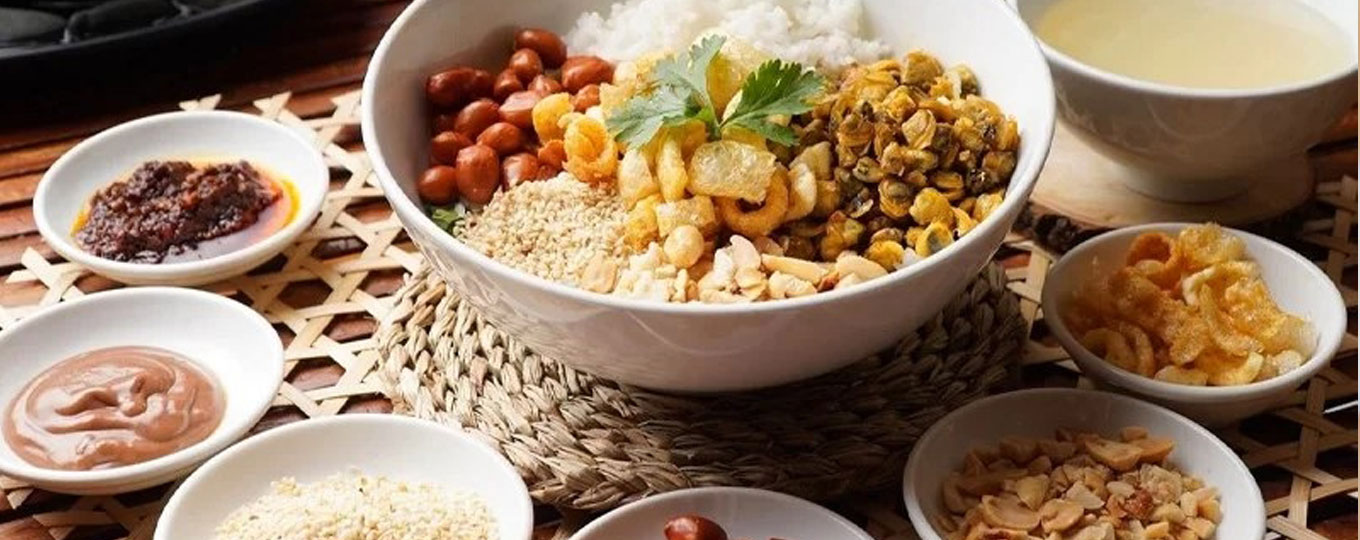 Món cơm hến huế siêu ngon