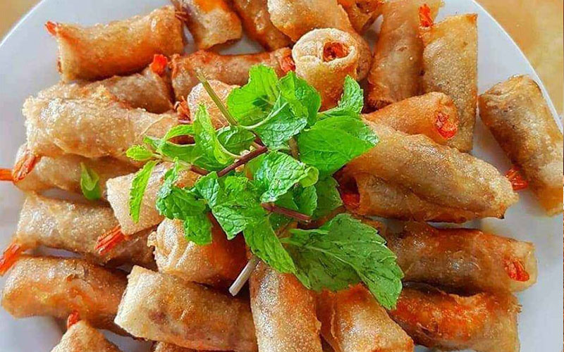 Thực phẩm chế biến sẵn là lựa chọn của nhiều bà nội trợ bận rộn